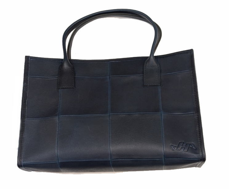 ʌ n^P} g[gobN uE ACubN